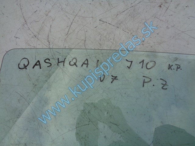 pravé zadné sklo  na nissan qashqai J10, sťahovacie, 